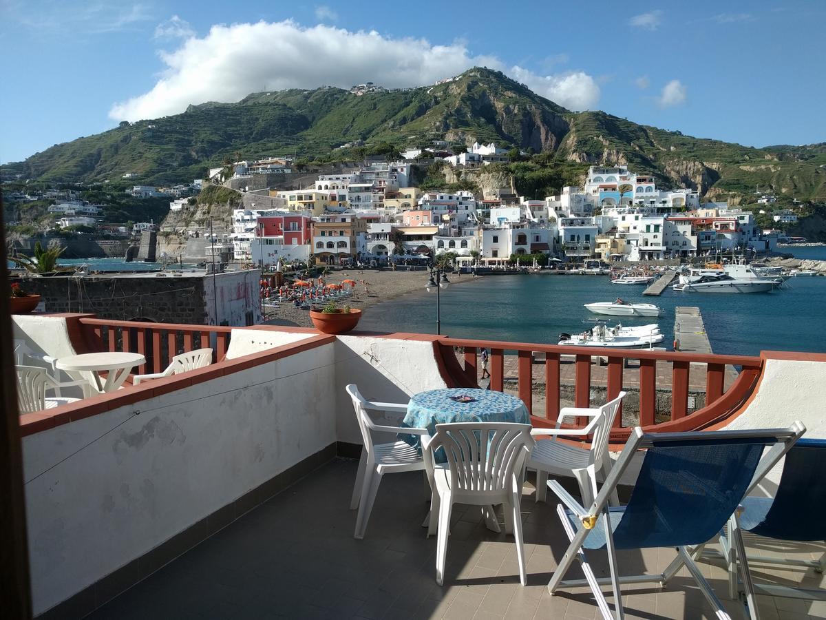 Hotel Conte - S. Angelo Bay Serrara Fontana Exterior photo