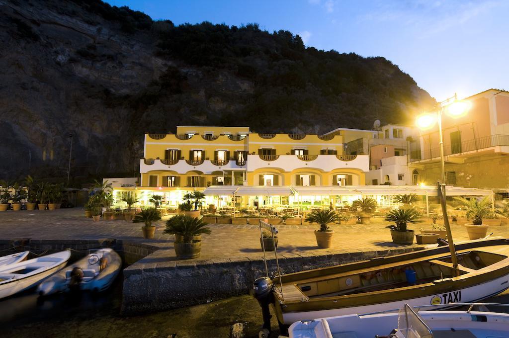 Hotel Conte - S. Angelo Bay Serrara Fontana Exterior photo